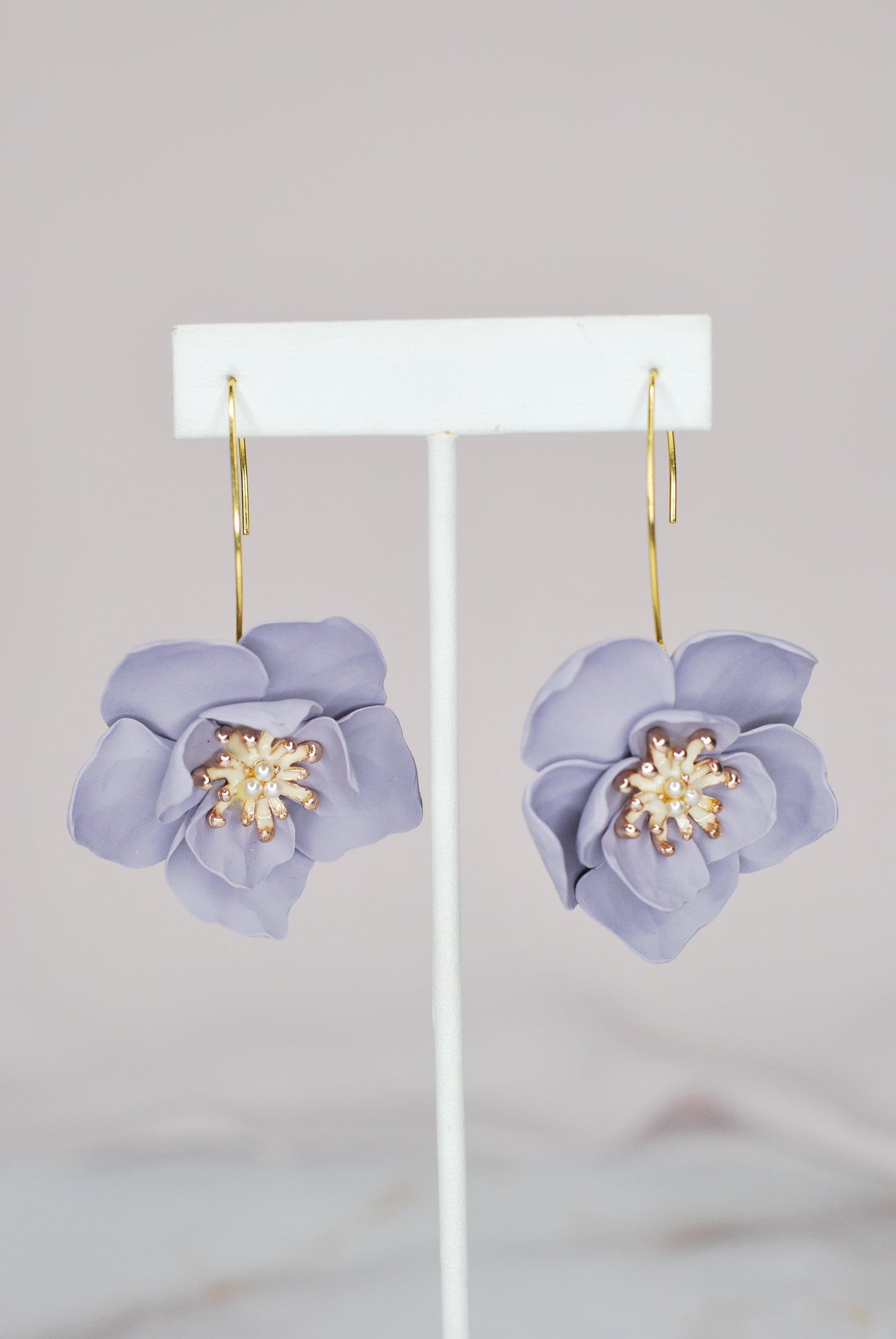 Lavender Peony with White Center